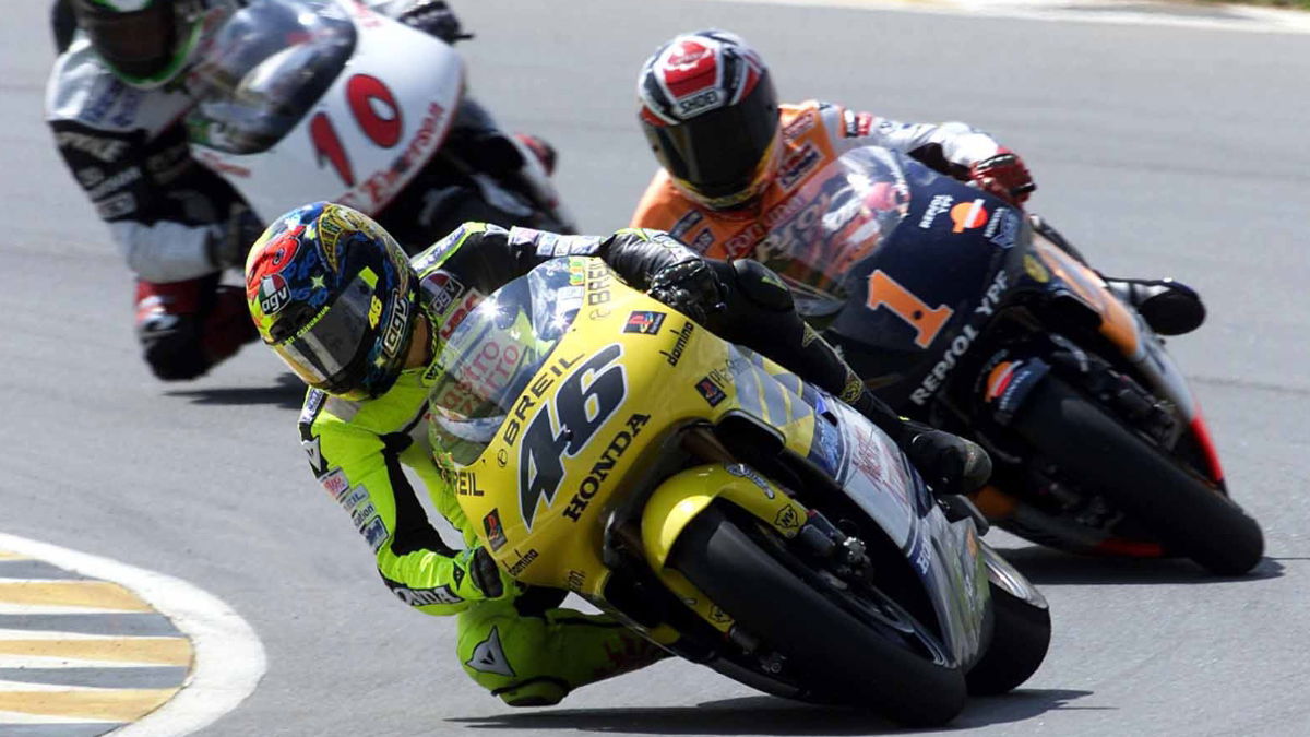 Valentino Rossi - Nastro Azzuro Honda (2000 500GP)